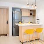 Luxury Apartment With Ocean View 15Th Floor